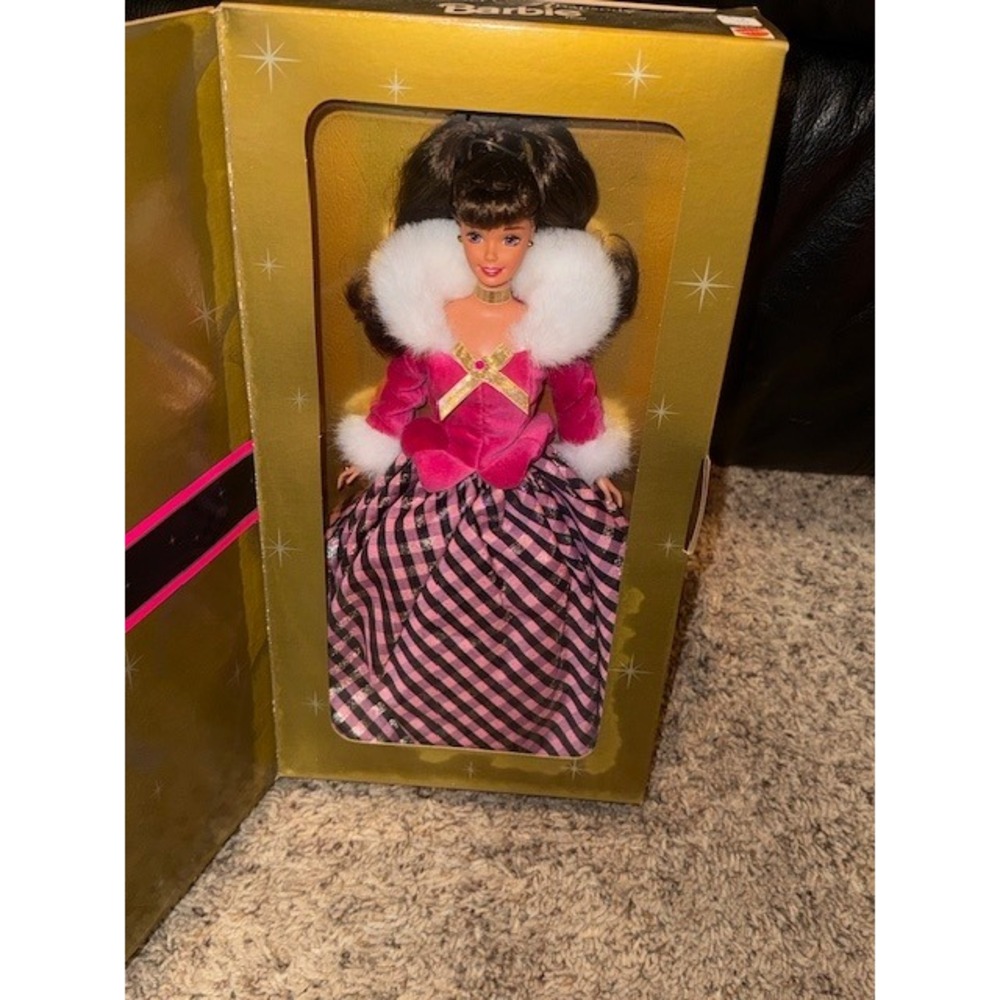 Barbie Winter Rhapsody Special Edition Second in a Series Avon‎ Exclusive Doll - Picture 2 of 6